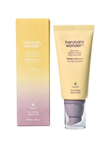 Лек крем-слънцезащитен продукт  Haruharu Wonder Black Rice Moisture Airyfit Daily Sunscreen SPF50+ 50ml