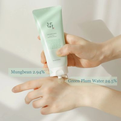 Нежен гел-почистващ продукт  Beauty of Joseon Green Plum Refreshing Cleanser 100ml