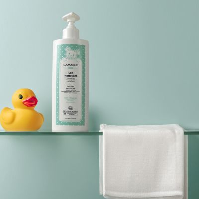 Био почистващо мляко за бебета Gamarde Baby Cleansing Milk 400ml